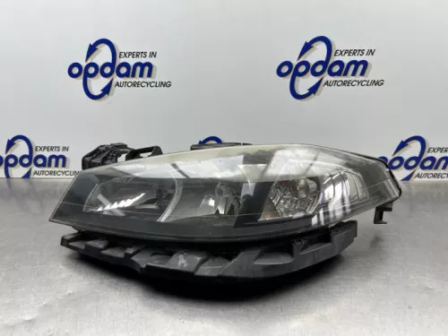 Koplamp links-8318018