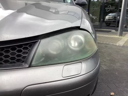 Koplamp links-8258546