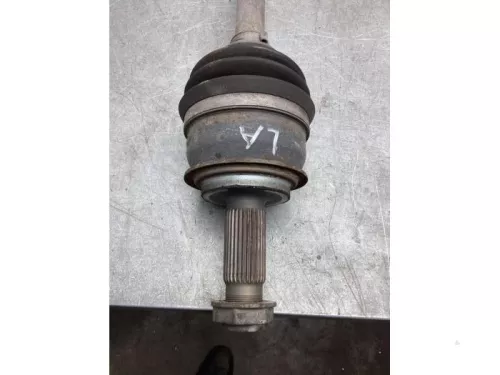 Aandrijfas links-voor Mercedes  716652