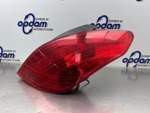 Achterlicht rechts-8305356