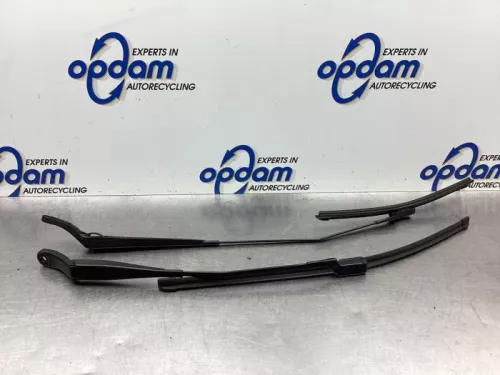 Ruitenwisserarm voor-8027860