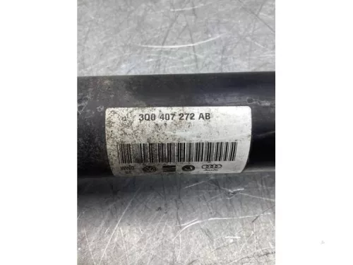 Aandrijfas rechts-voor Volkswagen 3q0407272ab