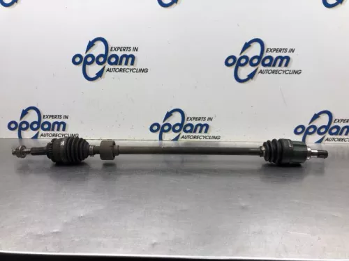 Aandrijfas rechts-voor Suzuki 4410157k11