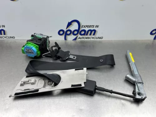 Veiligheidsgordel rechts-voor-8130916