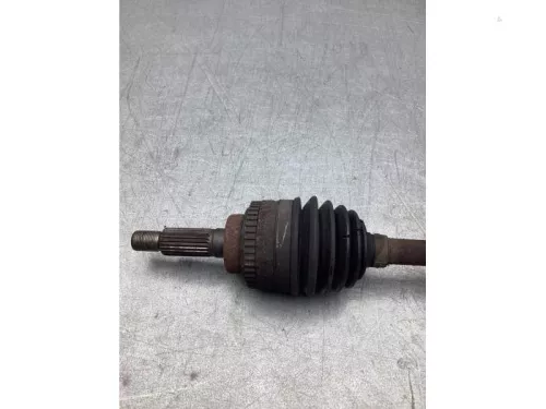 Aandrijfas links-voor Suzuki 44102m68k50