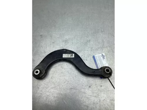 Draagarm links-achter-8337816