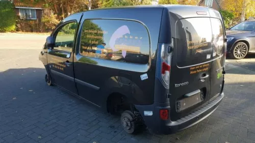 Achteras voorwielaandrijving-7873259