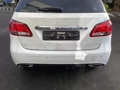 Achterbumper-8242368