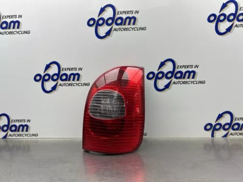 Achterlicht links-8346321