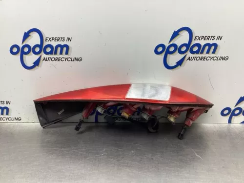 Achterlicht links-8134387