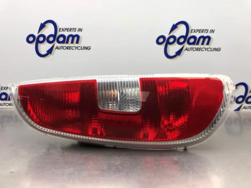 Achterlicht links-8232689