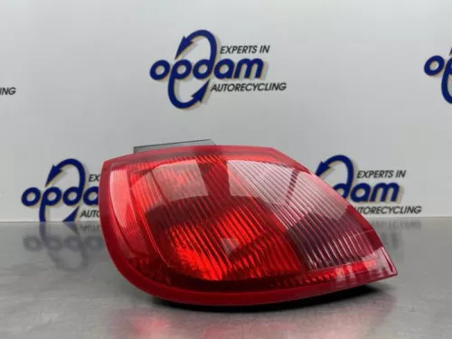 Achterlicht links-8280246