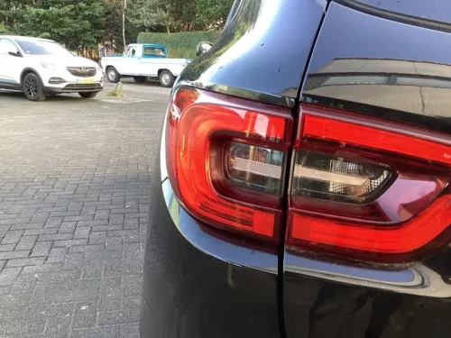 Achterlicht links-8106532