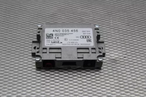 Antenne Versterker-6837714