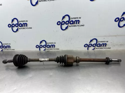 Aandrijfas rechts-voor-8372384