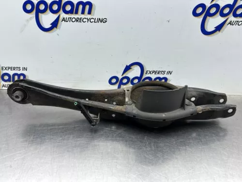 Draagarm links-achter-8394514