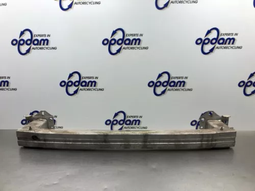 Bumperframe voor-8146887