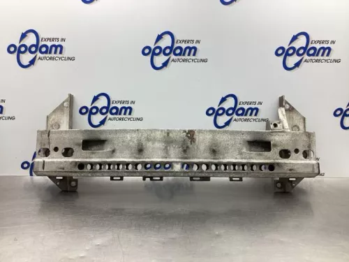 Bumperframe voor-7844587