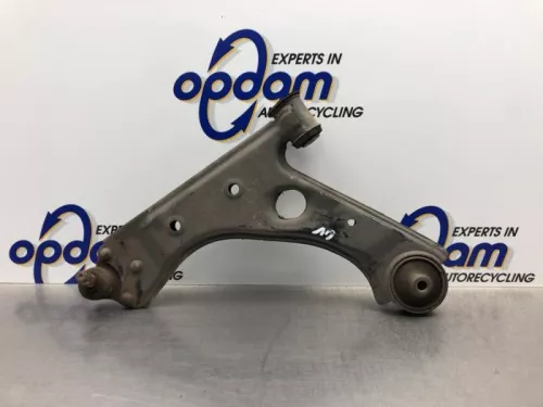 Draagarm onder links-voor-8247088