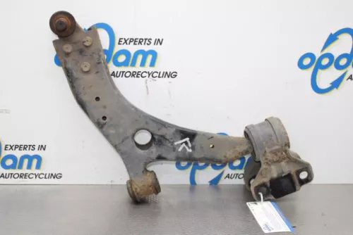 Draagarm onder rechts-voor-7842002