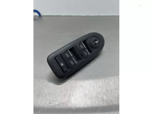 Elektrisch Raam Schakelaar-8240447