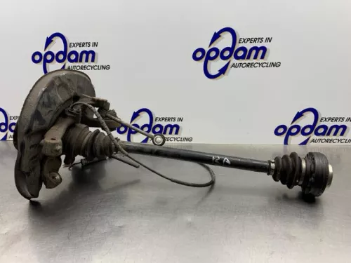 Fusee rechts-achter-8116588