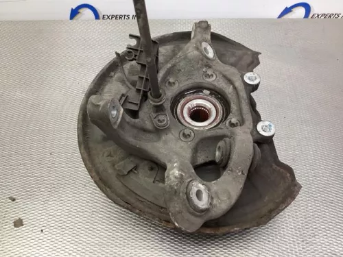 Fusee rechts-achter-7852950