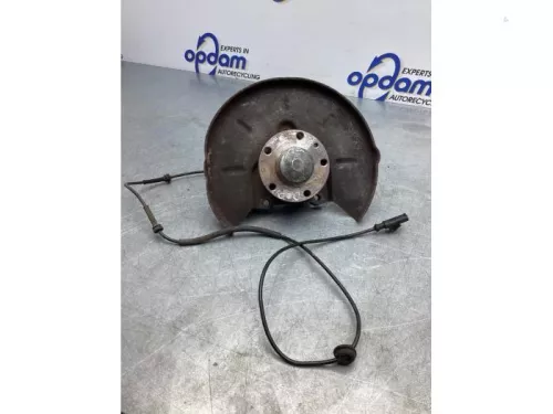 Fusee rechts-achter-7914964