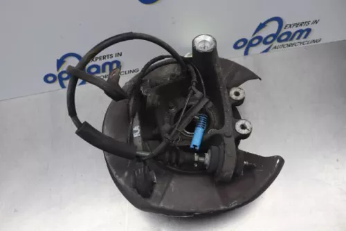 Fusee rechts-achter-7576341