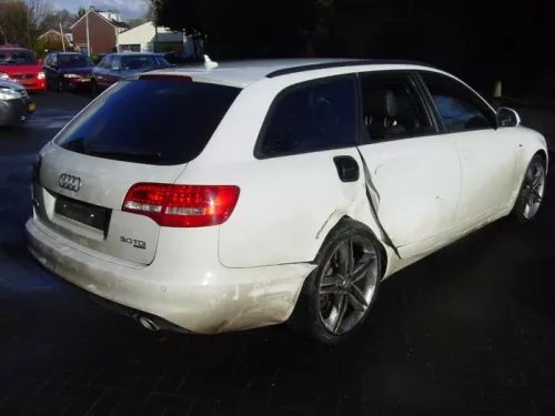 Fusee rechts-achter-7889169