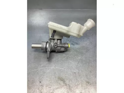 Hoofdremcilinder-7743457